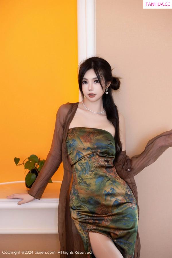 綺裡嘉 绮里嘉 [XiuRen]高清写真图 2024.09.14 No.9161 绮里嘉ula 丝袜美腿第17张图片